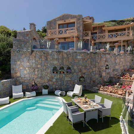 Felini Palace Agia Pelagia  Exterior foto